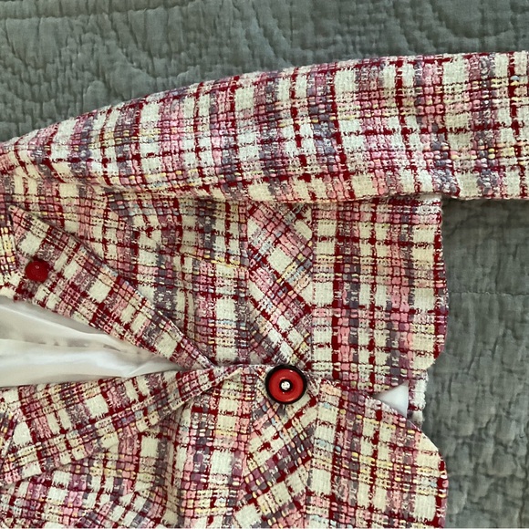 St. John jacket and skirt suit. - Picture 6 of 14